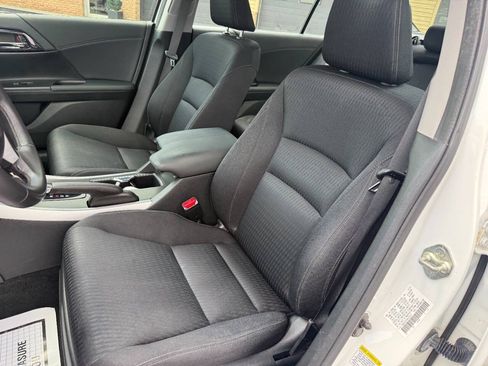 Used 2013 Honda Accord Sport image 9