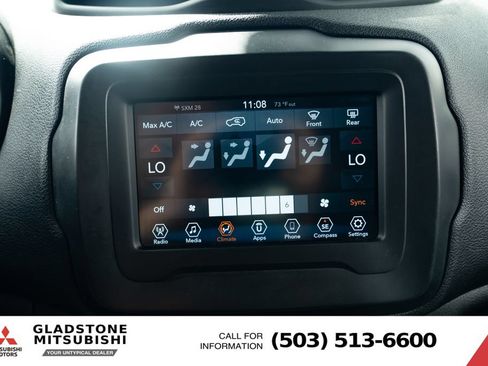 Used 2019 Jeep Renegade Altitude w/ Quick Order Package 2XM FWD image 15