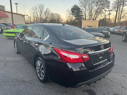 Used 2017 Nissan Altima 2.5 SV image 7