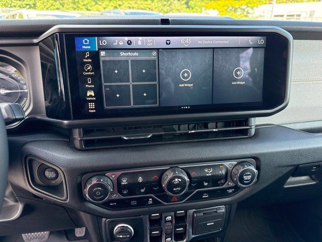 Used 2024 Jeep Wrangler Unlimited w/ Convenience Group AWD/4WD image 6