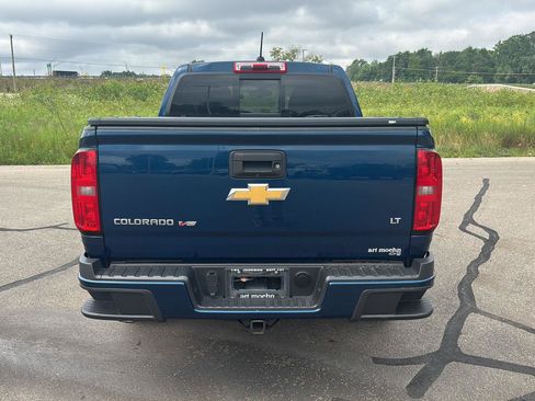 Used 2019 Chevrolet Colorado LT w/ LT Convenience Package AWD/4WD image 4