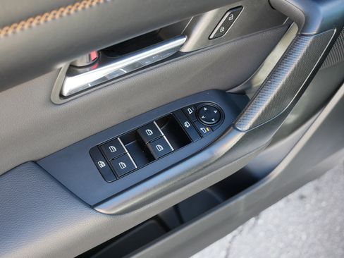 Used 2025 MAZDA CX-50 2.5 Hybrid w/ Premium Plus Pkg image 19