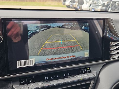 New 2026 Toyota Camry Hybrid AWD/4WD image 7