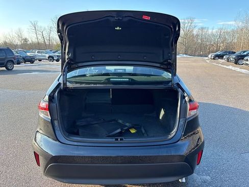 Certified 2025 Toyota Corolla LE image 14