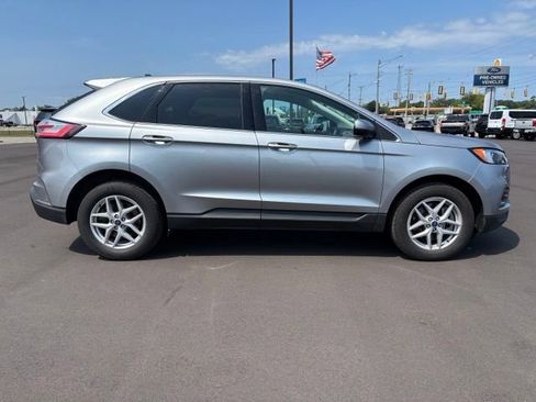 Used 2024 Ford Edge SEL AWD/4WD image 2