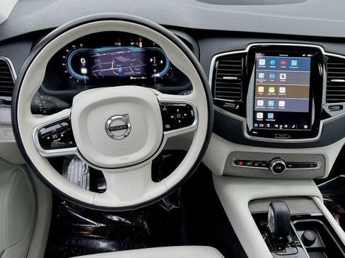 Certified 2023 Volvo XC90 B6 Plus w/ Protection Package Premier image 16