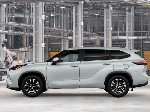 New 2026 Toyota Highlander XLE AWD/4WD image 6
