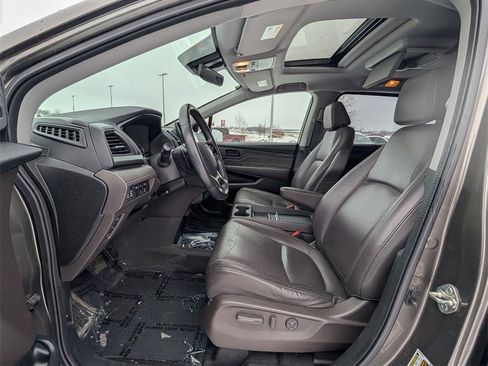 Used 2018 Honda Odyssey Touring image 10