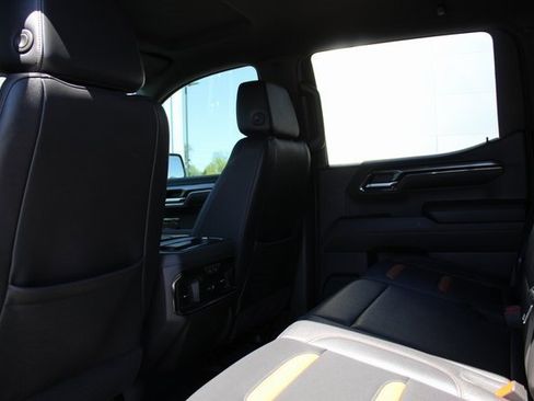 Used 2024 GMC Sierra 1500 AT4 w/ Technology Package image 14