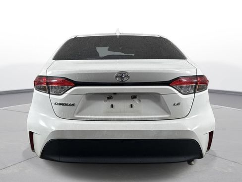 Used 2024 Toyota Corolla LE FWD image 7