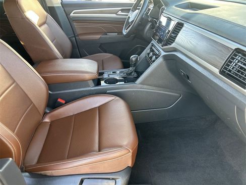 Used 2022 Volkswagen Atlas SE image 9