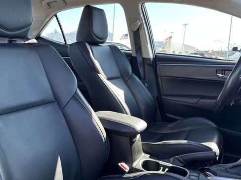 Used 2015 Toyota Corolla S Premium image 33