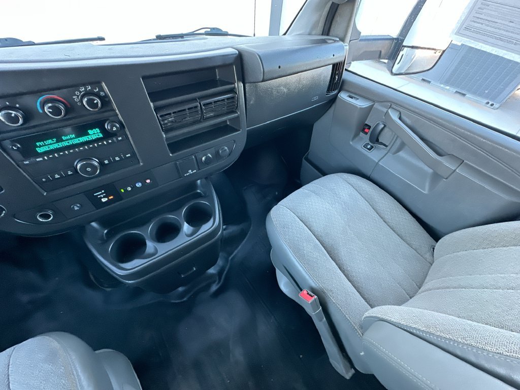 Used 2020 Chevrolet Express 3500 w/ Power Convenience Package RWD image 10