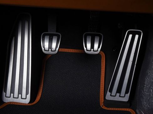 Used 2023 Porsche 911 Sport Classic image 33