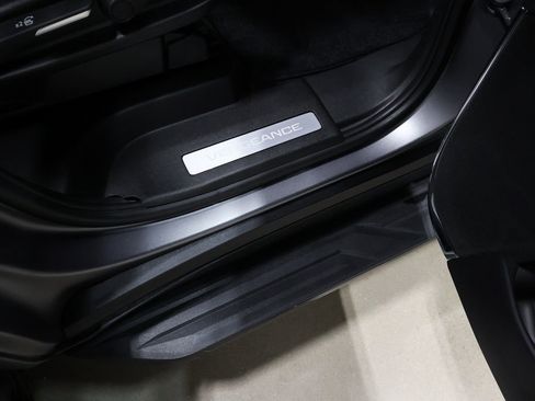 Used 2023 Cadillac Escalade Premium Luxury image 57