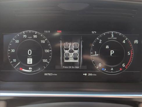 Used 2018 Land Rover Range Rover Sport HSE image 11