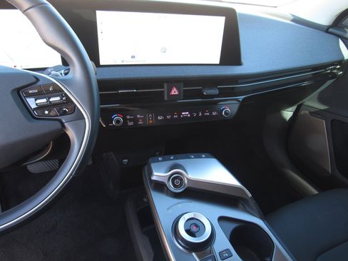 Used 2023 Kia EV6 Wind image 18