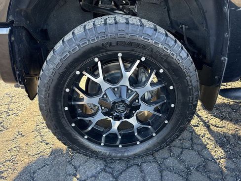 Used 2019 Toyota Tundra Limited image 19