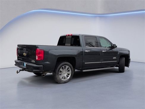 Used 2017 Chevrolet Silverado 1500 High Country image 4