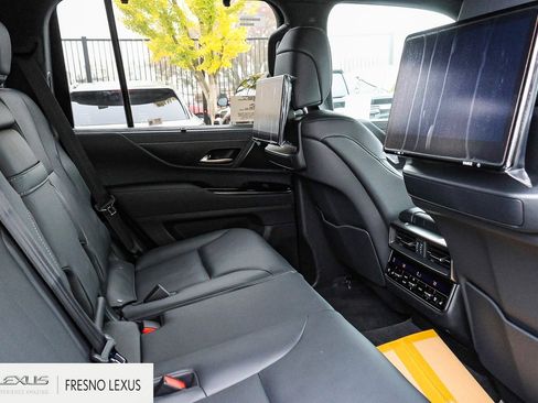 New 2025 Lexus LX 600 4WD w/ Luxury Package image 13