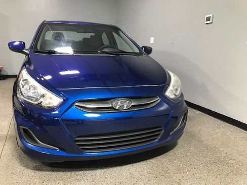 Used 2015 Hyundai Accent GLS w/ Option Group 02 FWD image 8