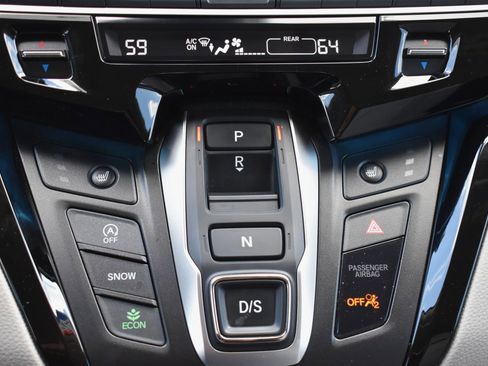 Used 2025 Honda Odyssey Touring image 10