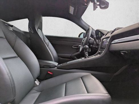 Used 2019 Porsche 718 Cayman S image 18
