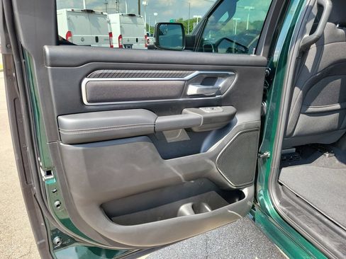 New 2026 RAM 1500 4x4 Crew Cab image 10