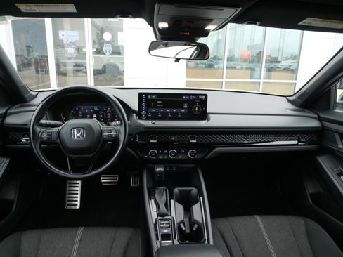 Used 2024 Honda Accord Sport image 19