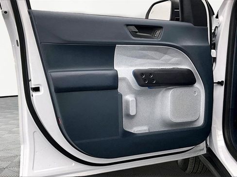 Used 2025 Ford Maverick XLT w/ Equipment Group 302A image 24