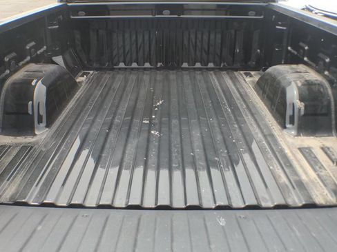 Used 2023 Chevrolet Silverado 1500 LT AWD/4WD image 26