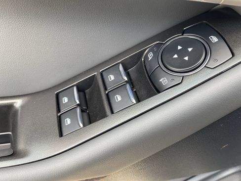 Used 2026 Ford Explorer Active RWD image 17