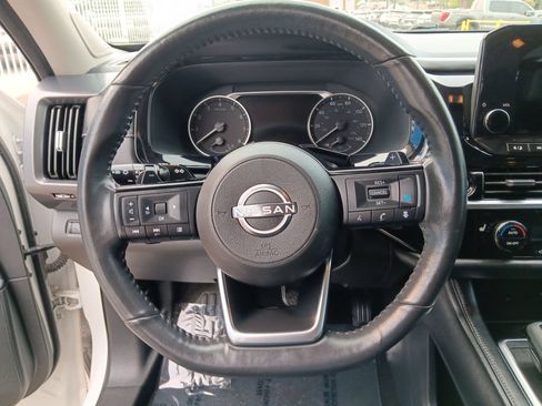 Used 2023 Nissan Pathfinder SL w/ SL Premium Package AWD/4WD image 14