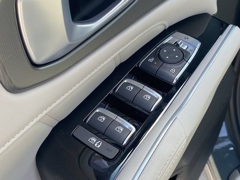 New 2026 Kia Sorento SX Prestige AWD/4WD image 11