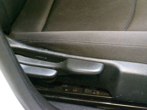 Used 2019 Chevrolet Malibu LS FWD image 11