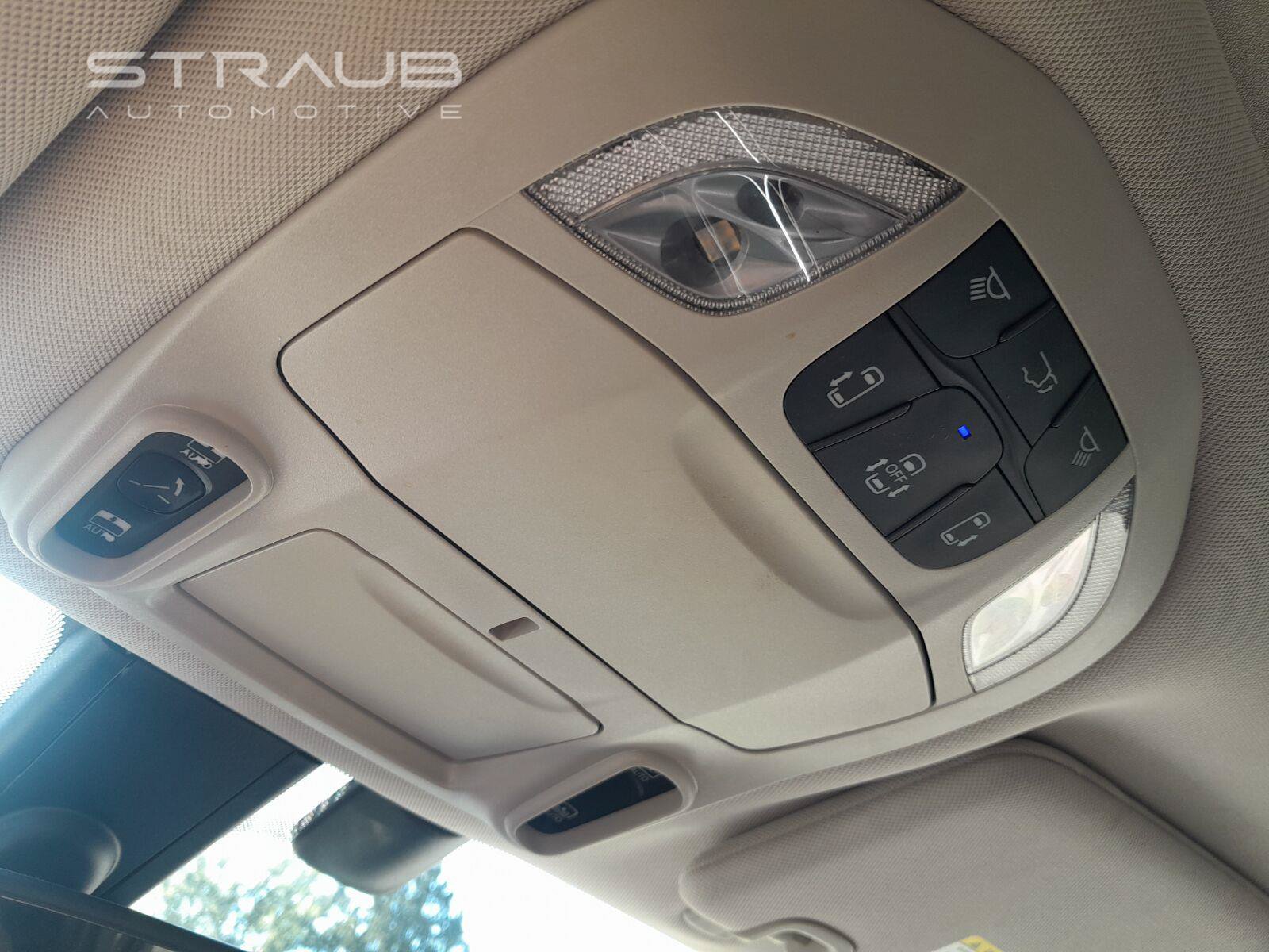 Used 2019 Chrysler Pacifica Limited FWD image 29