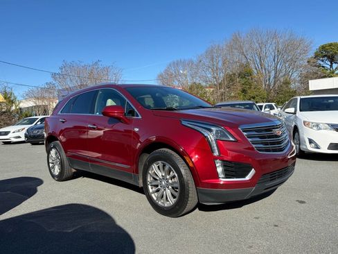 Used 2017 Cadillac XT5 Luxury w/ Driver Awareness Package image 3