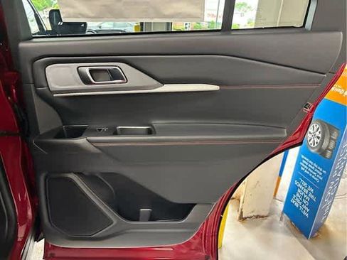 New 2025 Ford Explorer ST-Line image 17
