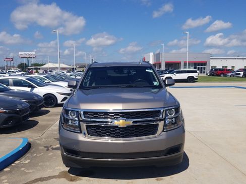 Used 2019 Chevrolet Tahoe LT w/ Max Trailering Package RWD image 2