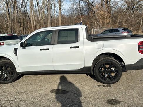 Certified 2025 Ford Maverick XLT w/ XLT Luxury Package image 6