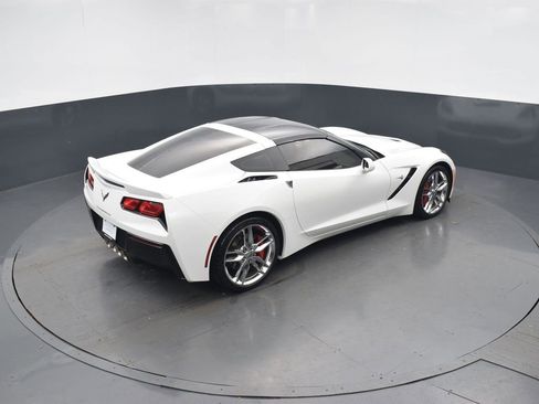 Used 2017 Chevrolet Corvette Stingray Coupe image 38