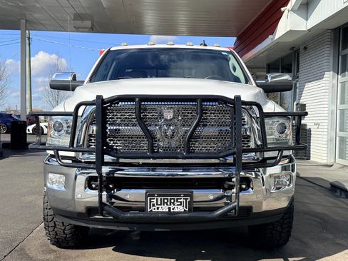 Used 2018 RAM 3500 Laramie w/ Convenience Group image 7