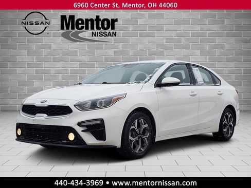 Used 2020 Kia Forte LXS image 3