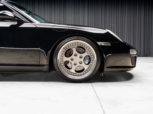 Used 2009 Porsche 911 Carrera RWD image 38