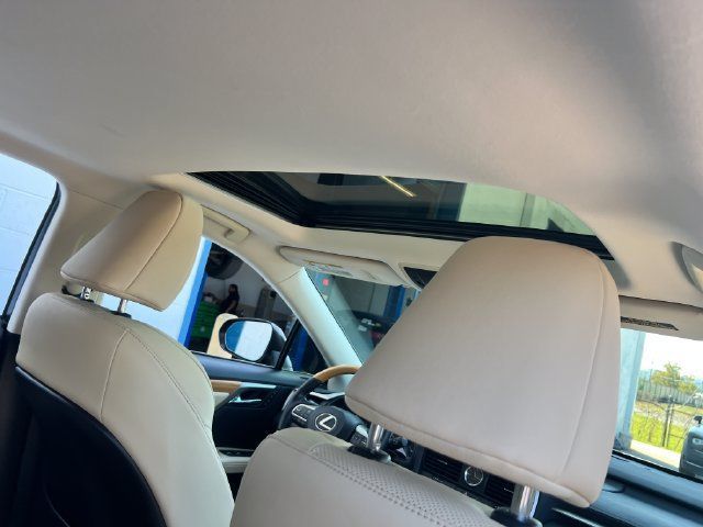 Used 2021 Lexus RX 350L FWD w/ Premium Package image 31