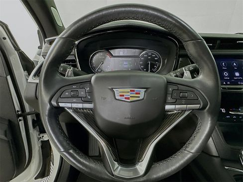 Used 2023 Cadillac XT6 Sport image 18