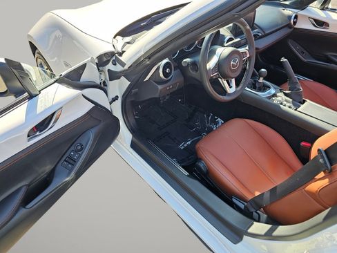 Used 2023 MAZDA MX-5 Miata Grand Touring image 21