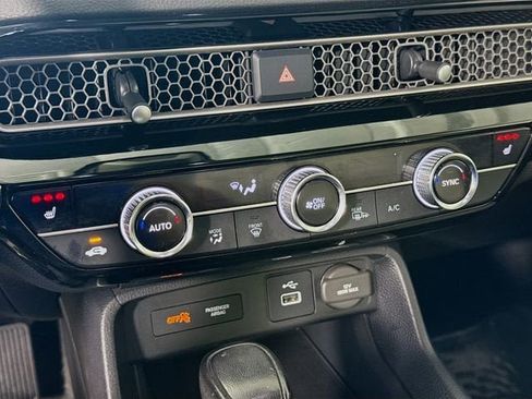 Used 2023 Honda Civic EX image 15