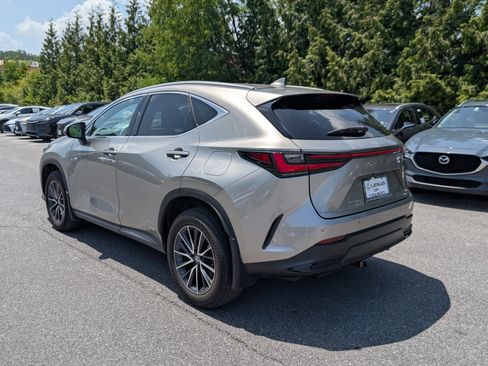 Used 2024 Lexus NX 250 FWD image 5