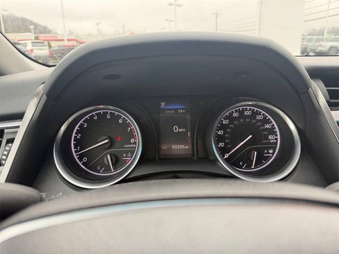 Used 2018 Toyota Camry LE image 16